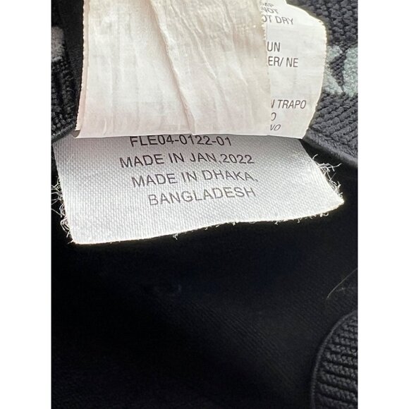 Volcom Kid Black Baseball Cap With White Embroidered Logo - Picture 14 of 15